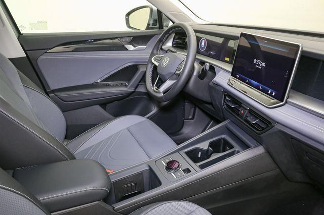 new 2025 Volkswagen Tiguan car, priced at $33,927