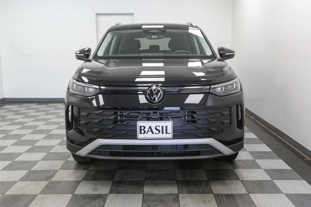 new 2025 Volkswagen Tiguan car, priced at $30,551