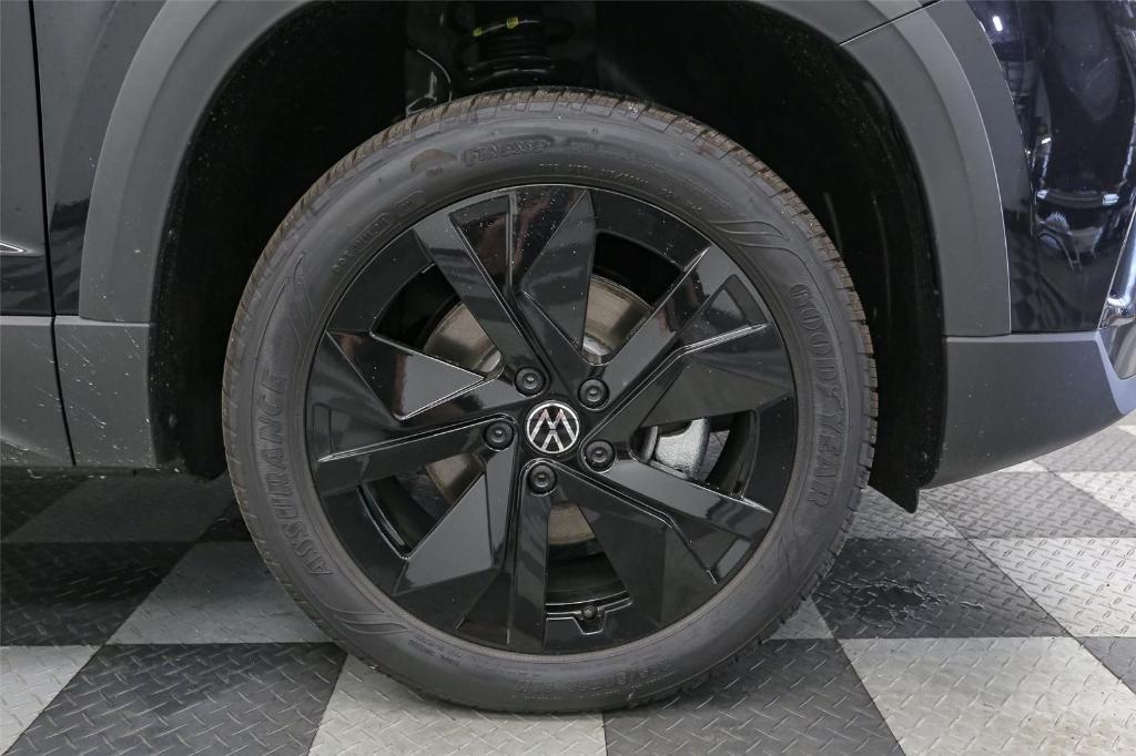 new 2025 Volkswagen Taos car, priced at $28,806