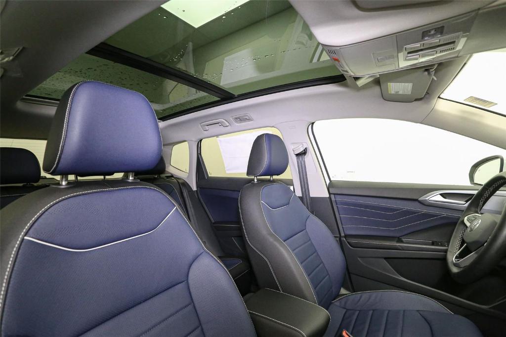 new 2025 Volkswagen Taos car, priced at $34,298