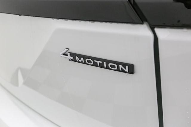new 2025 Volkswagen Atlas car, priced at $43,808