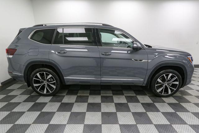 new 2025 Volkswagen Atlas car, priced at $53,234