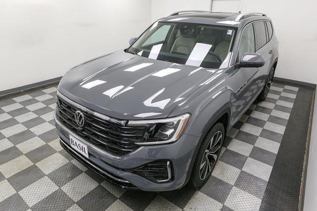 new 2025 Volkswagen Atlas car, priced at $49,268