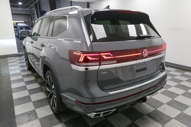 new 2025 Volkswagen Atlas car, priced at $53,234