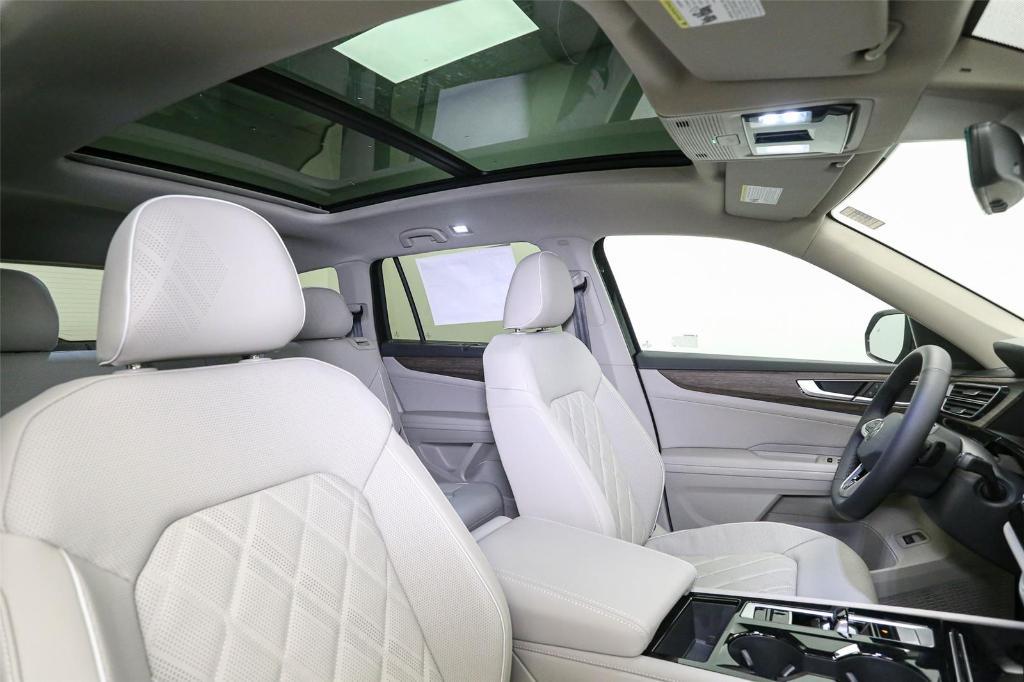 new 2026 Volkswagen Atlas car, priced at $54,214