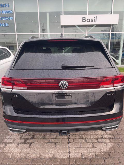 used 2024 Volkswagen Atlas car, priced at $36,997