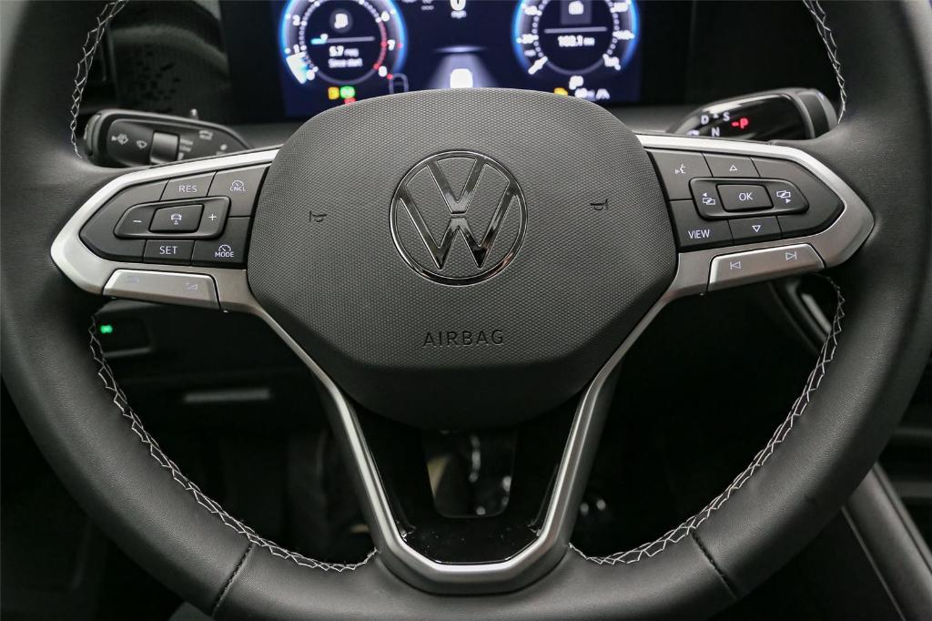 new 2025 Volkswagen Tiguan car, priced at $30,551