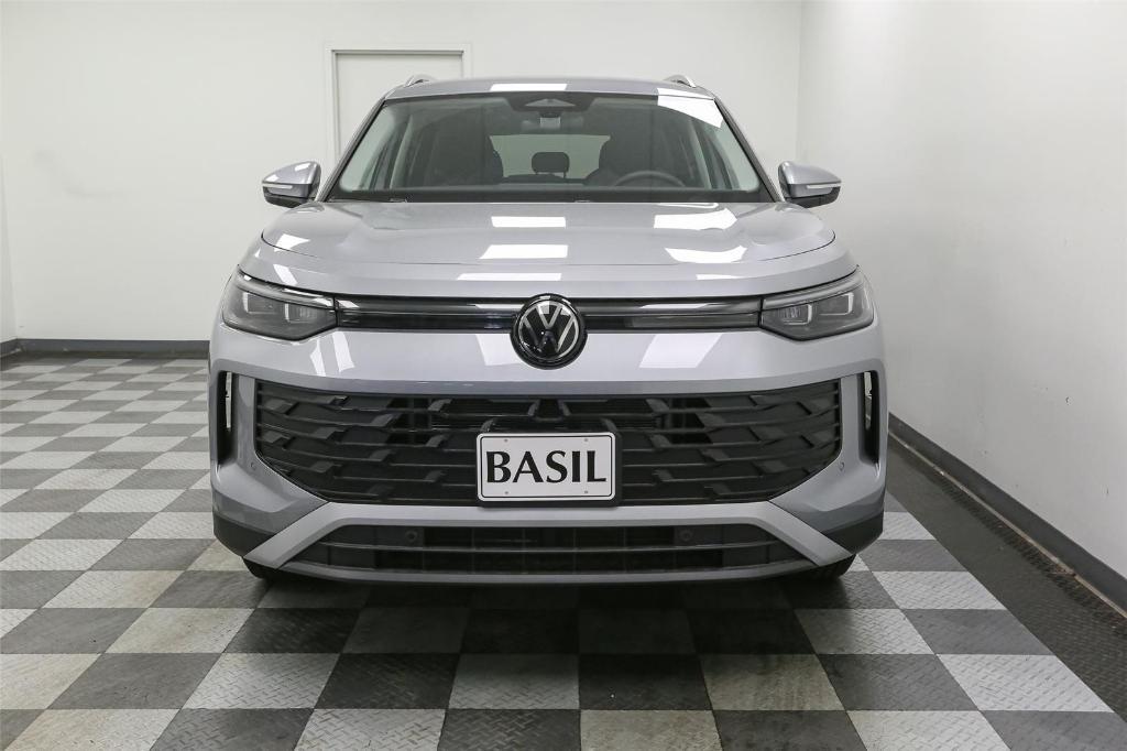 new 2025 Volkswagen Tiguan car, priced at $30,551