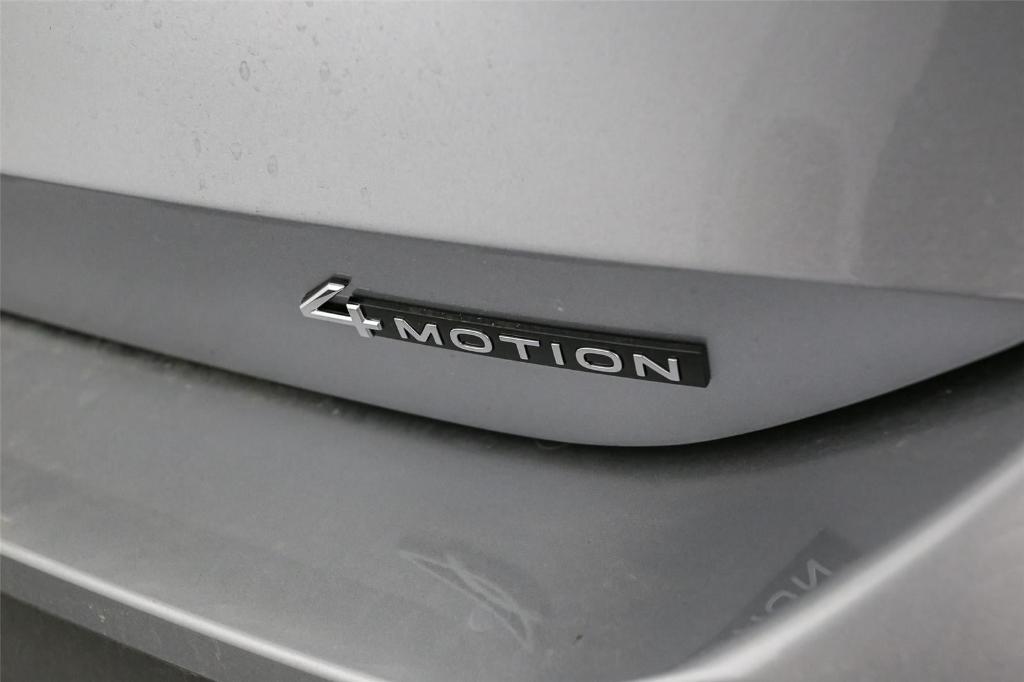 new 2025 Volkswagen Tiguan car, priced at $30,551