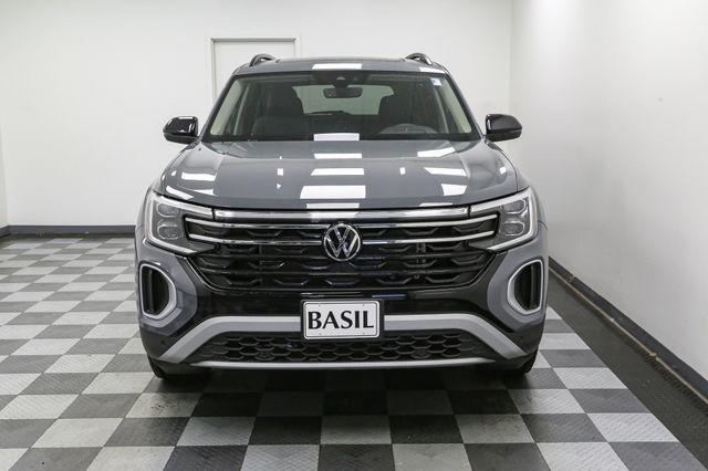 new 2024 Volkswagen Atlas car, priced at $48,753