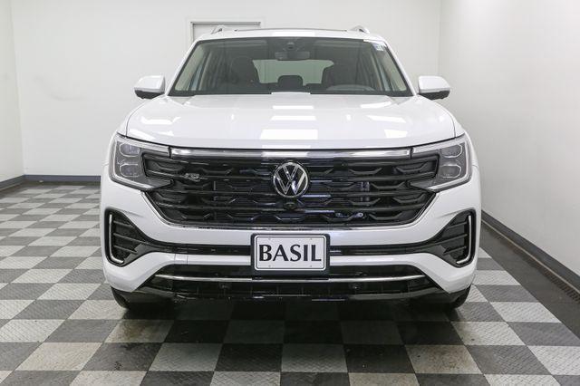 new 2025 Volkswagen Atlas car, priced at $52,577