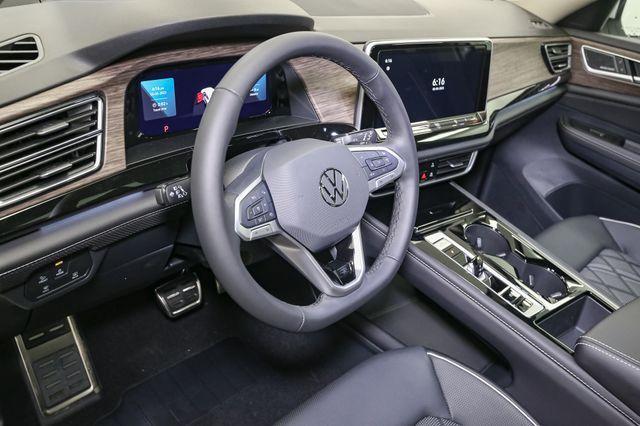 new 2025 Volkswagen Atlas car, priced at $52,577