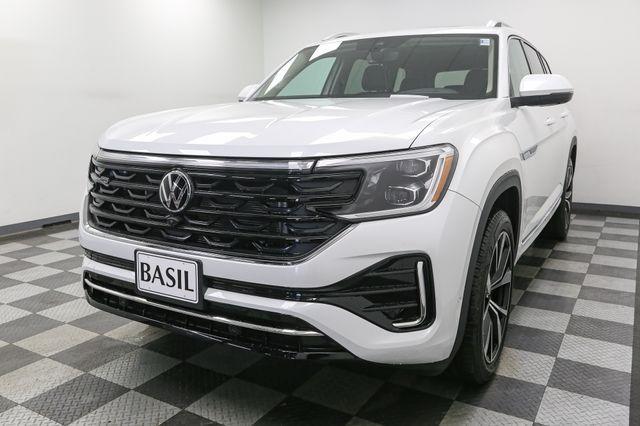 new 2025 Volkswagen Atlas car, priced at $52,577