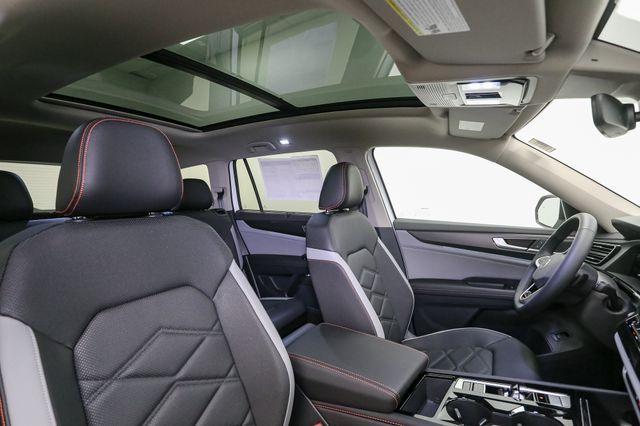 new 2025 Volkswagen Atlas car, priced at $44,880