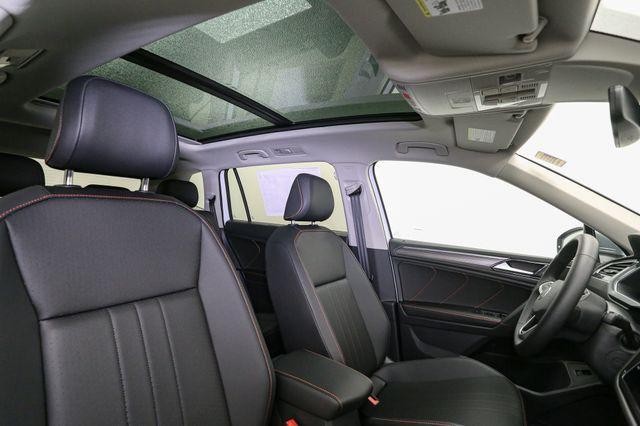 new 2024 Volkswagen Tiguan car, priced at $32,830