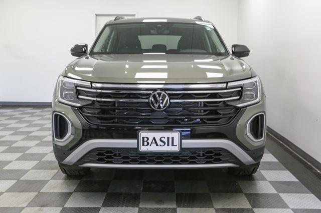 new 2025 Volkswagen Atlas car, priced at $43,808