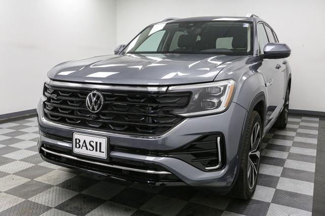 new 2025 Volkswagen Atlas car, priced at $53,078