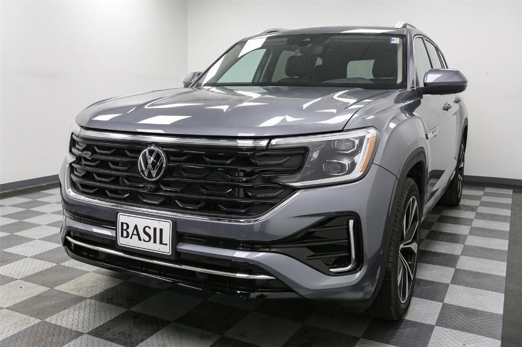 new 2025 Volkswagen Atlas car, priced at $50,520