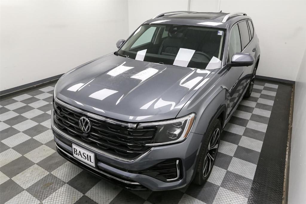 new 2025 Volkswagen Atlas car, priced at $50,520