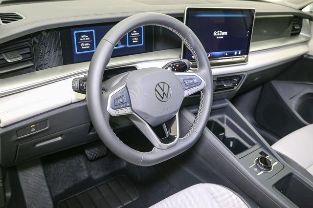 new 2025 Volkswagen Tiguan car, priced at $34,011