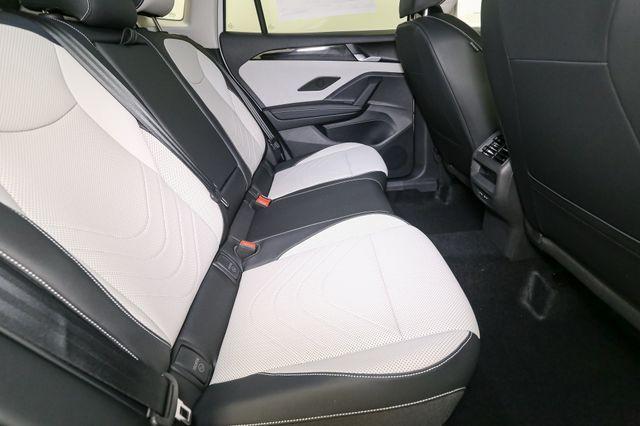 new 2025 Volkswagen Tiguan car, priced at $34,011