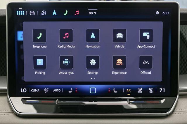 new 2025 Volkswagen Tiguan car, priced at $34,011