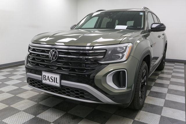 new 2025 Volkswagen Atlas car, priced at $43,808