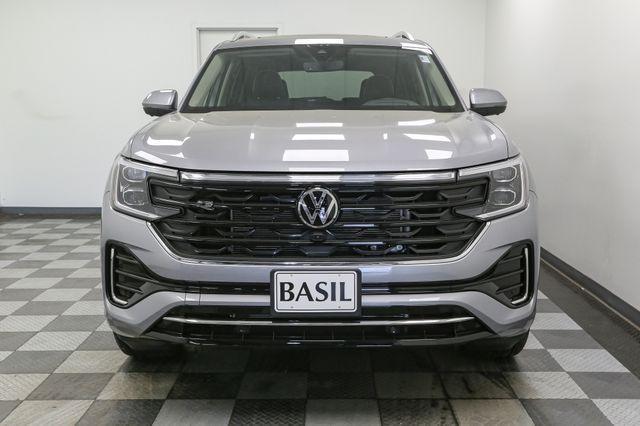 new 2025 Volkswagen Atlas car, priced at $52,738