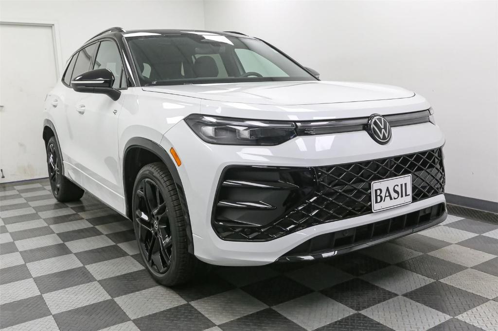 new 2025 Volkswagen Tiguan car, priced at $37,631