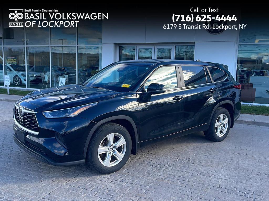 used 2023 Toyota Highlander car, priced at $36,885