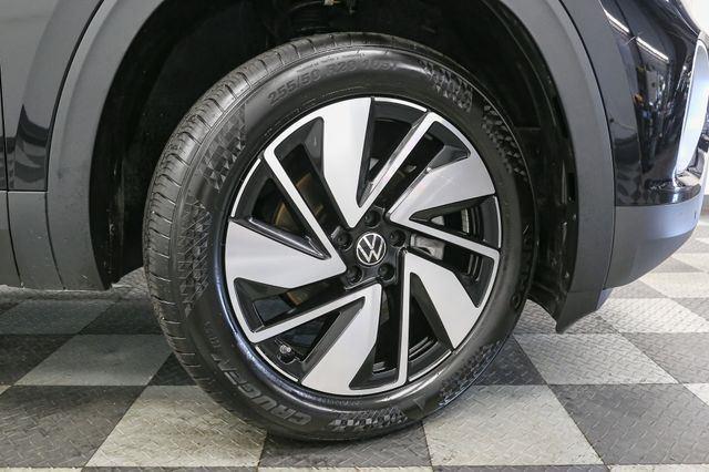 used 2024 Volkswagen Atlas car, priced at $35,997