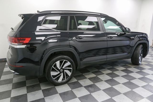 used 2024 Volkswagen Atlas car, priced at $35,997