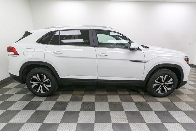 new 2025 Volkswagen Atlas Cross Sport car, priced at $36,330