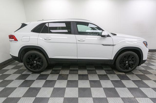 new 2025 Volkswagen Atlas Cross Sport car, priced at $42,996