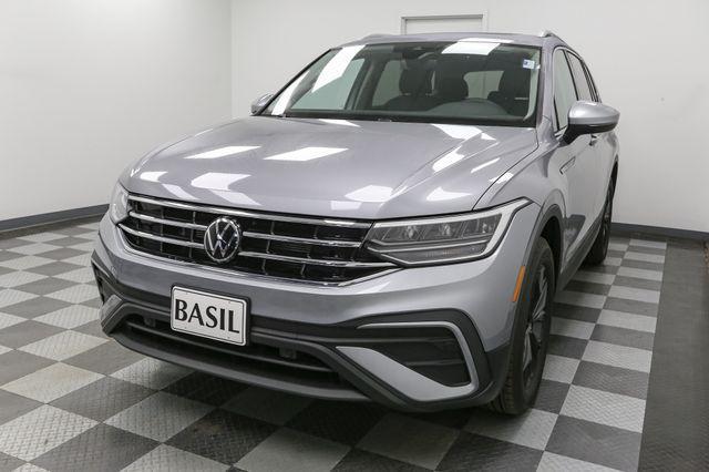 new 2024 Volkswagen Tiguan car, priced at $33,275