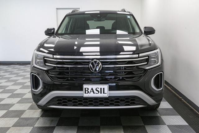 new 2024 Volkswagen Atlas car, priced at $43,772