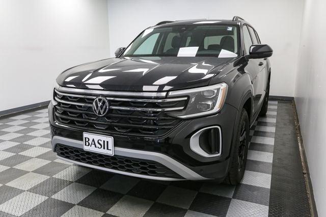 new 2024 Volkswagen Atlas car, priced at $43,772