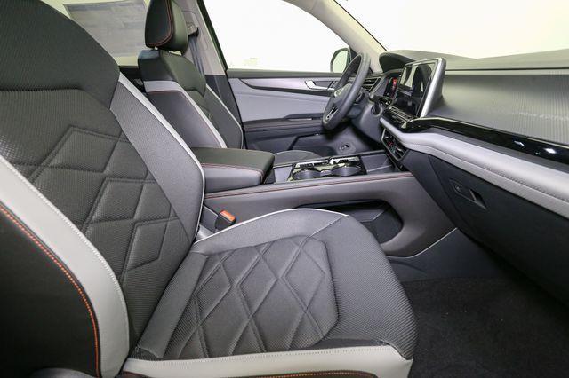 new 2024 Volkswagen Atlas car, priced at $43,772