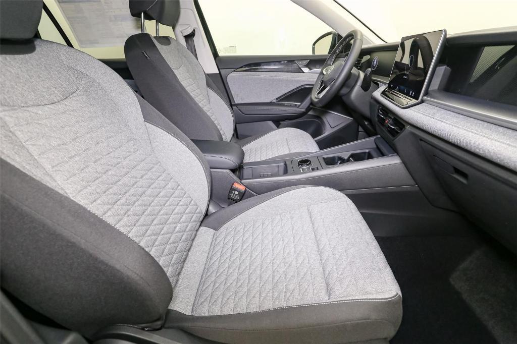 new 2025 Volkswagen Tiguan car, priced at $31,277