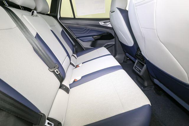 new 2025 Volkswagen ID.4 car, priced at $46,176