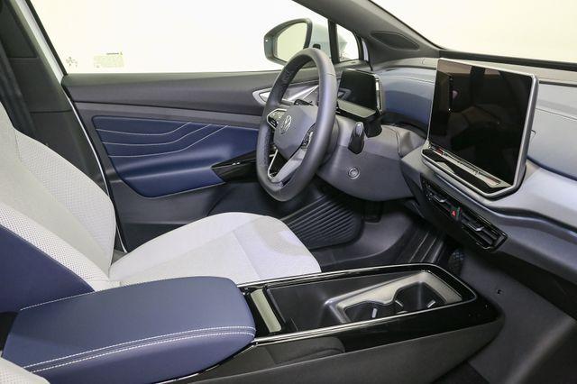 new 2025 Volkswagen ID.4 car, priced at $46,176