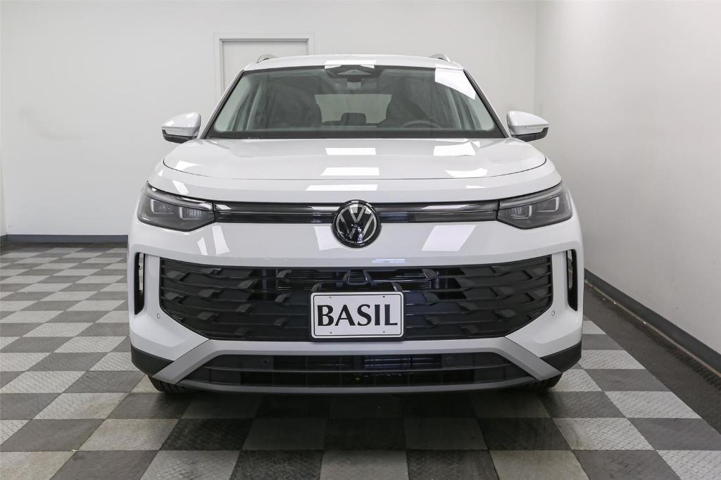 new 2025 Volkswagen Tiguan car, priced at $31,288