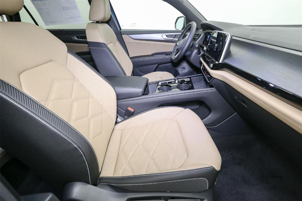 new 2026 Volkswagen Atlas Cross Sport car, priced at $46,159