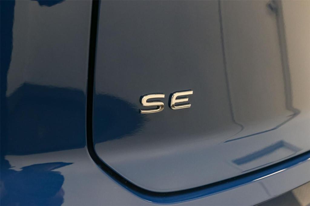 new 2026 Volkswagen Atlas Cross Sport car, priced at $46,159