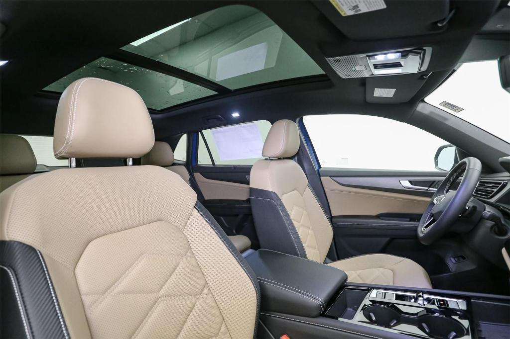 new 2026 Volkswagen Atlas Cross Sport car, priced at $46,159