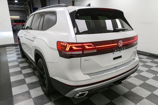 new 2024 Volkswagen Atlas car, priced at $47,922