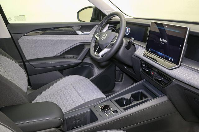 new 2025 Volkswagen Tiguan car, priced at $31,936