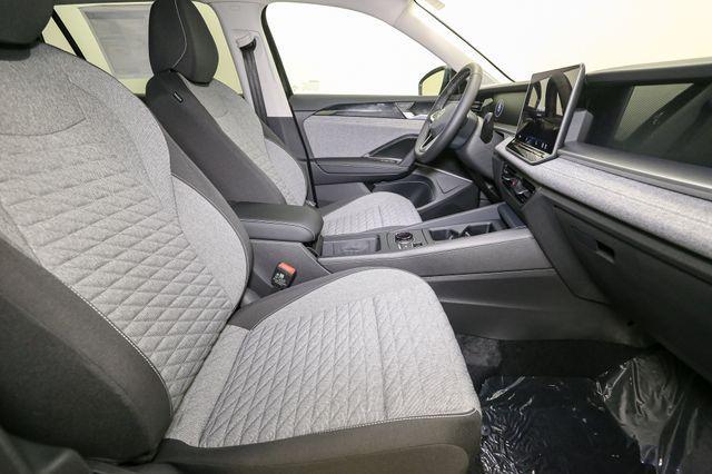new 2025 Volkswagen Tiguan car, priced at $31,936