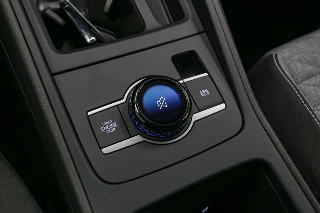 new 2025 Volkswagen Tiguan car, priced at $31,186