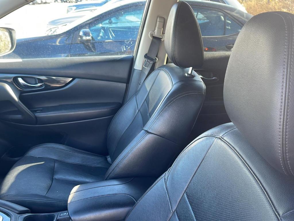 used 2019 Nissan Rogue car, priced at $14,997